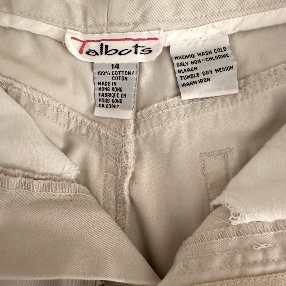 Talbots High Waist Khaki Shorts Size 14 - Picture 3 of 6